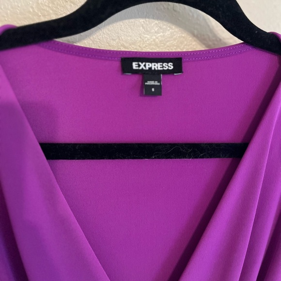 Express Draped V-Neck Strong Shoulder Mini Dress - Small - Picture 5 of 15